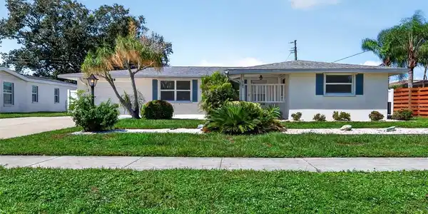 3141 REGATTA CIRCLE