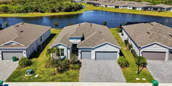 8554 SAINT KITTS CIRCLE
