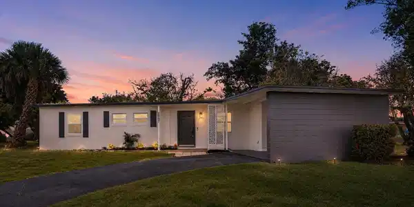 2597 STARLITE LANE