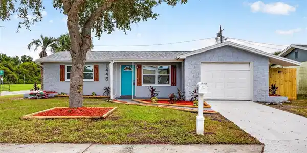 1446 MERRILON DRIVE