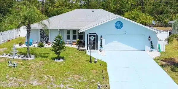 364 MACARTHUR DRIVE