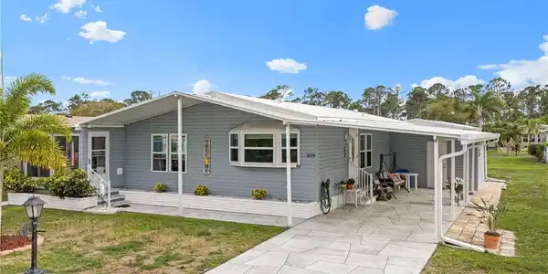 809 VILLA DEL SOL DRIVE