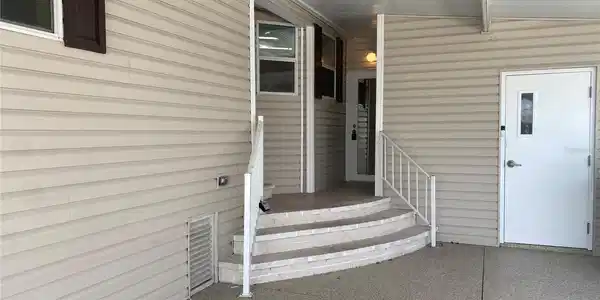 Image 4 Image 4