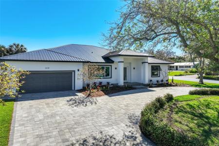 319 CEDAR LANE