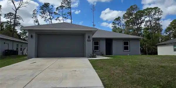 4433 LANGSOM LANE