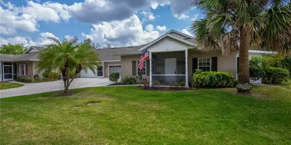 1353 RED OAK LANE