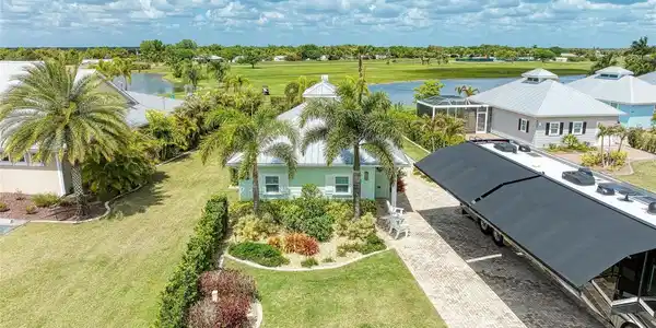 8318 SW SAND CRANE CIRCLE