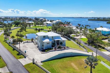 342 GREEN DOLPHIN DRIVE