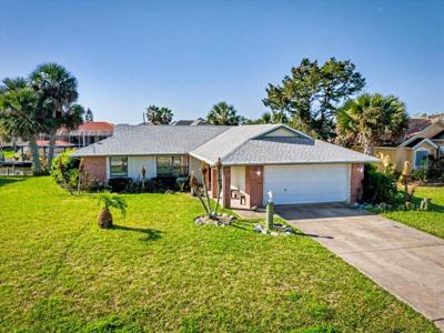 109 CORAL REEF COURT N