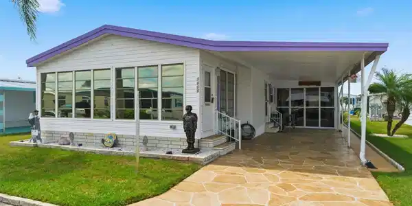 2101 KONA DR