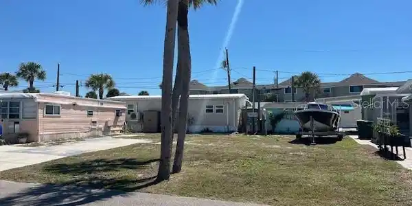 2295 N BEACH ROAD