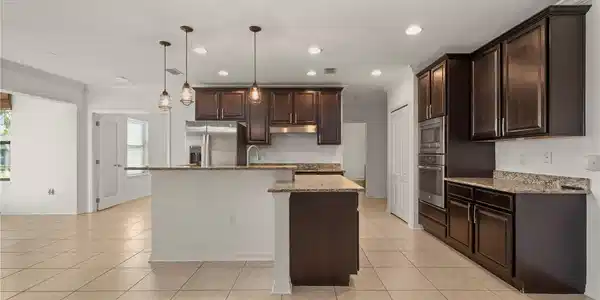 Image 4 Image 4