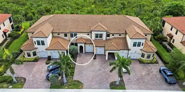 10055 CROOKED CREEK DRIVE