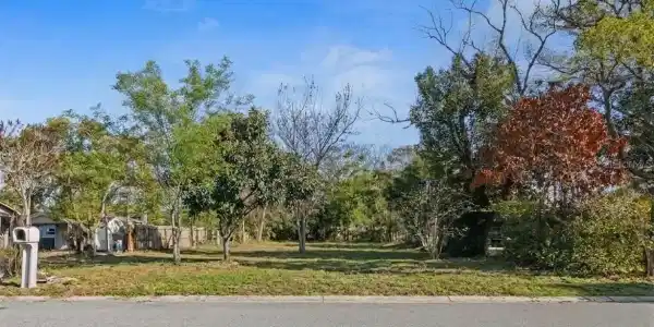 414 CORAL LANE