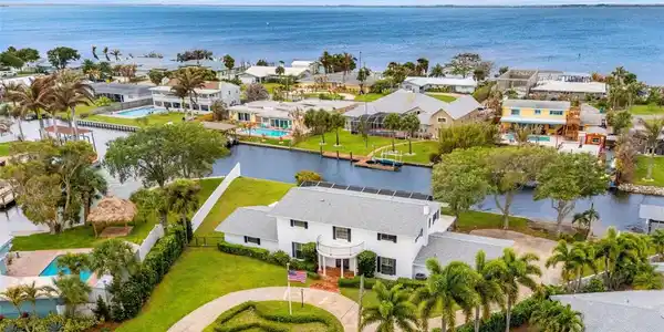 1790 BAY SHORE DRIVE