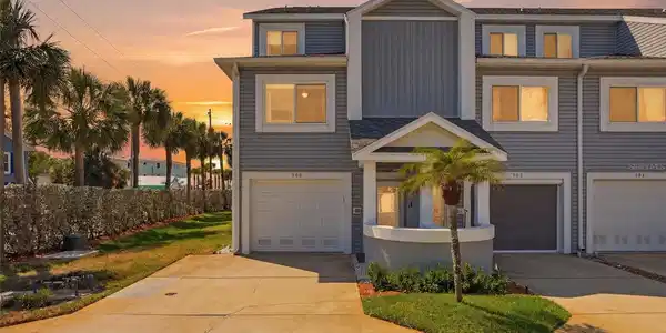 900 HARBOUR HOUSE DRIVE