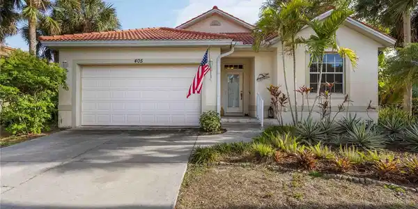 405 TORTUGA DRIVE