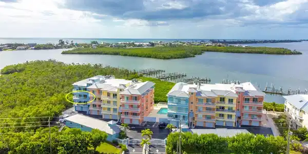 1420 BEACH ROAD