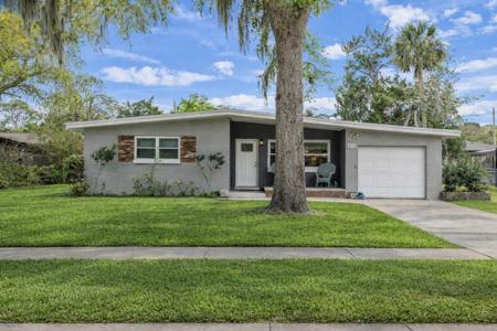 2232 SHERWOOD DRIVE