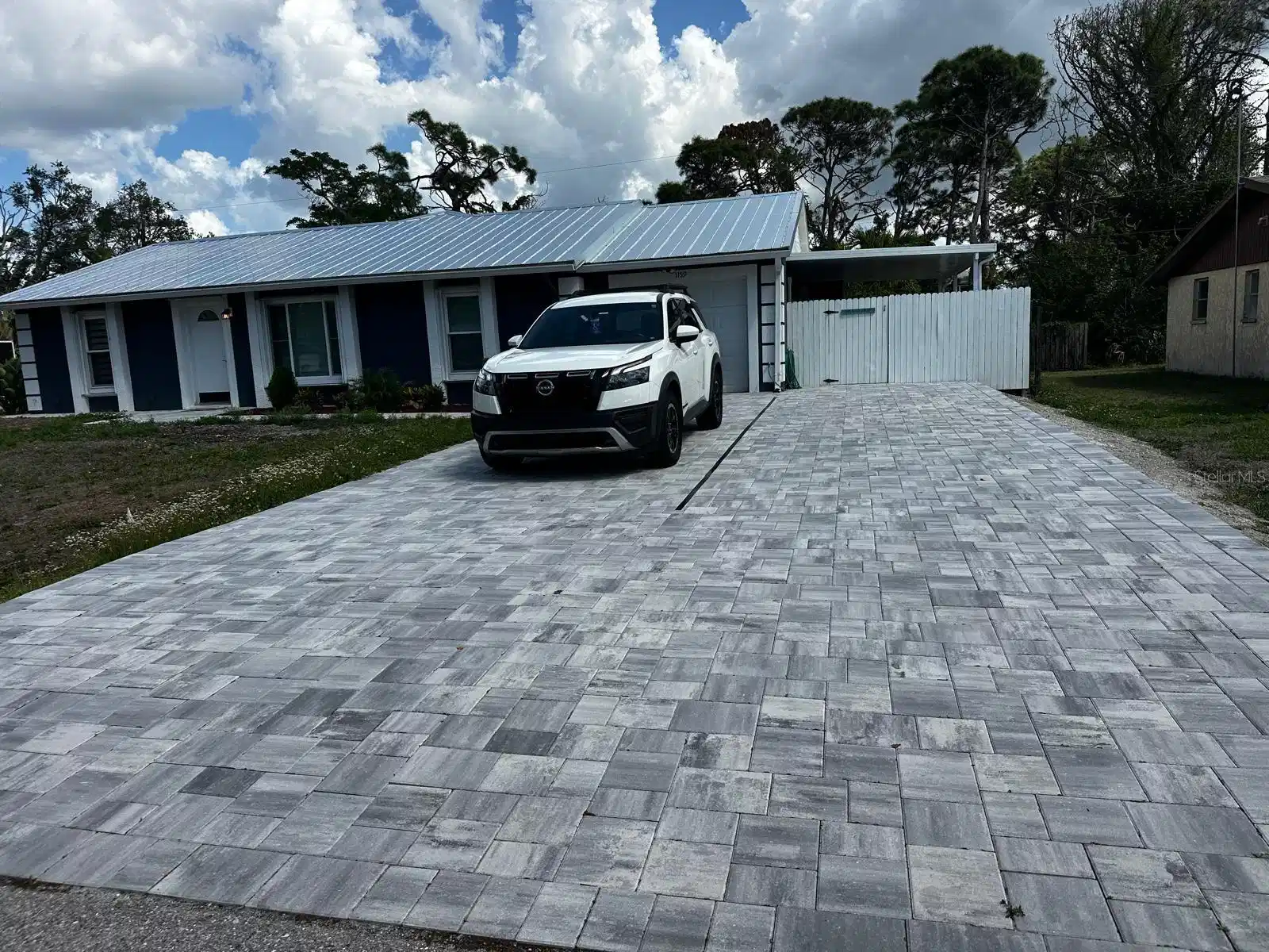 Image 1 Image 1