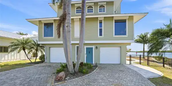 3796 PEACE RIVER DRIVE