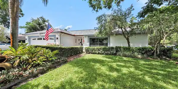 12014 LITTLEBERRY COURT