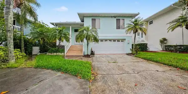 6225 BAYSIDE DRIVE