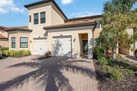 10039 CROOKED CREEK DRIVE
