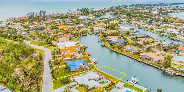 721 BINNACLE POINT DRIVE