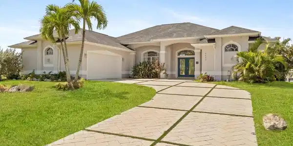 8090 ARLEWOOD CIRCLE