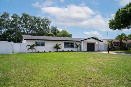 11932 85TH TERRACE