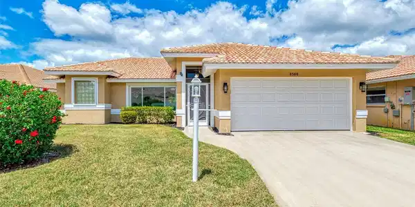 8300 PARKSIDE DRIVE