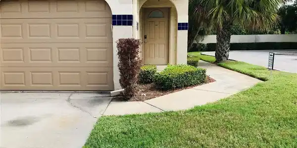 10425 LA MIRAGE COURT