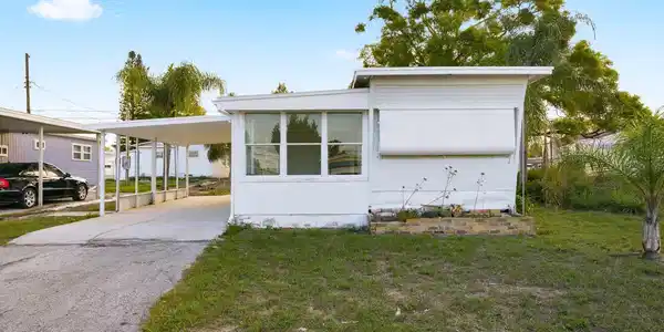 2110 ORANGE DRIVE