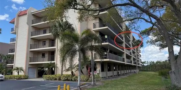 2700 BAYSHORE BOULEVARD