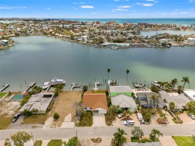 811 BAY POINT DRIVE