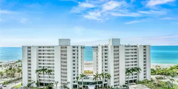 20 WHISPERING SANDS DRIVE
