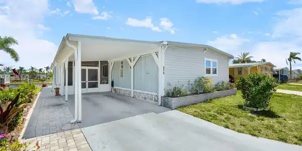 970 JOLANDA CIRCLE