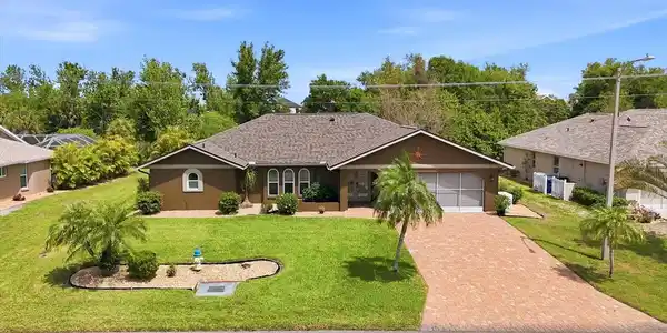 1434 ROOSEVELT DRIVE