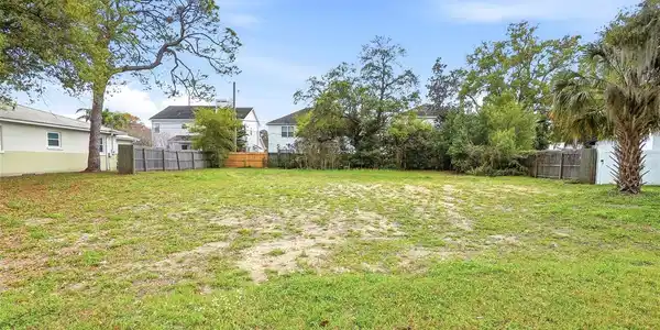 4104 W EL PRADO BOULEVARD