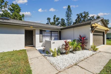 34 HARBOR OAKS CIRCLE