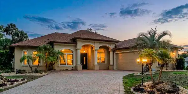 256 TAZEWELL DRIVE