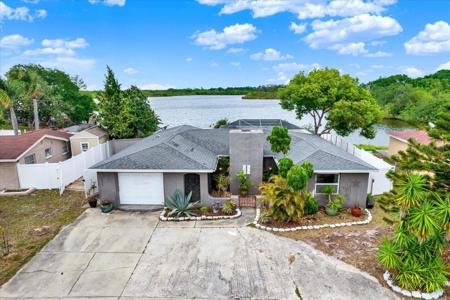 3931 HOLIDAY LAKE DRIVE