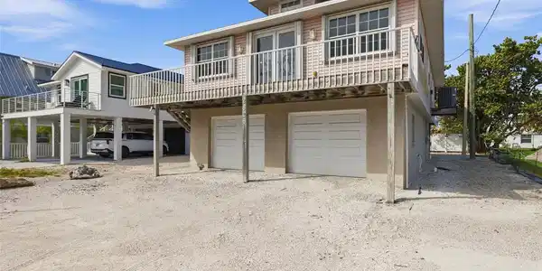 2806 GULF DRIVE