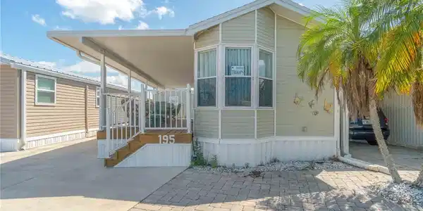 1475 FLAMINGO DRIVE