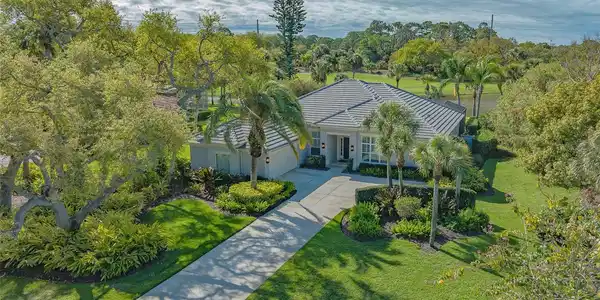 434 MACEWEN DRIVE