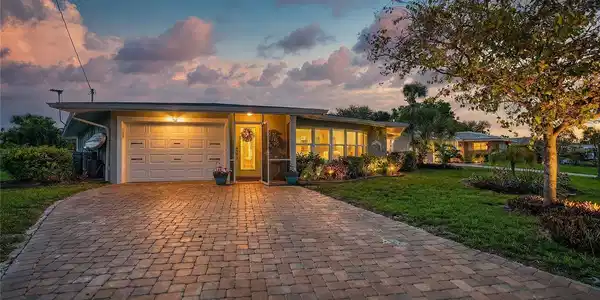 1660 LA GORCE DRIVE