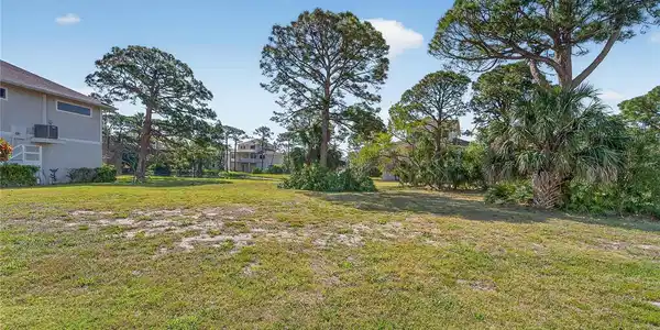 Image 4 Image 4