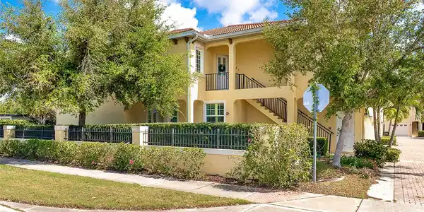 641 GUILD DRIVE