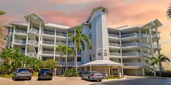1280 DOLPHIN BAY WAY